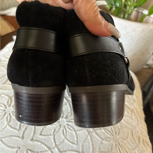 Reaction Kennth Cole - Picture 3 of 7